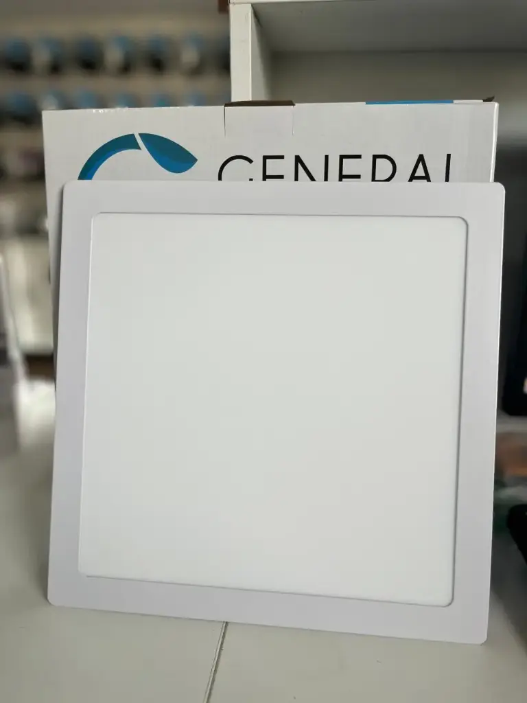 Panel empotrable 24W cuadrado 6500k (fría)