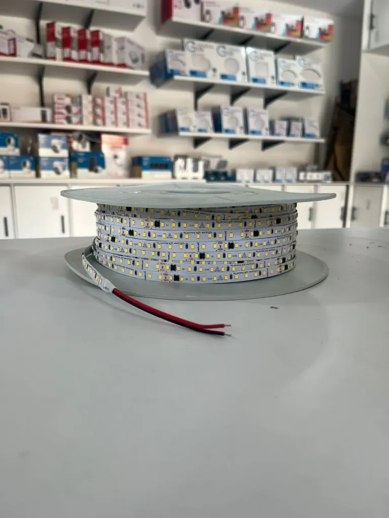 [DXBC142] CINTA LED 120L 110VAC IP20 6K 8W/M (ROLLO 100MT) DARLUX