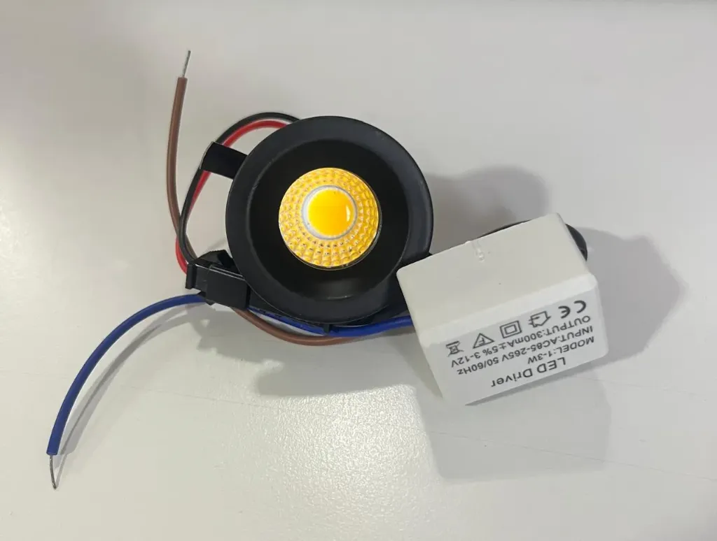 OJO DE DRAGON NEGRO 3W 3000K