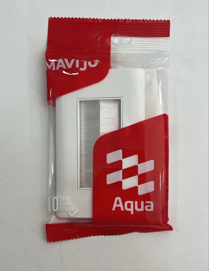 PLACA PASACABLES CEPILLO BLANCO AQUA