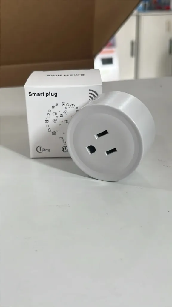 TOMACORRIENTE TIPO PLUG BLANCO SMART WIFI